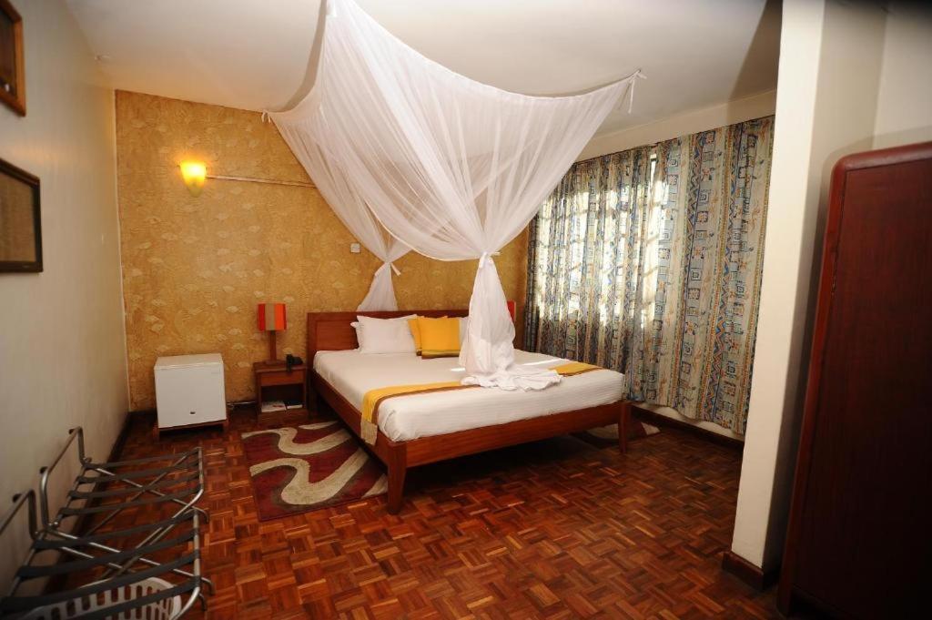 Kenya Comfort Hotel Найроби Экстерьер фото
