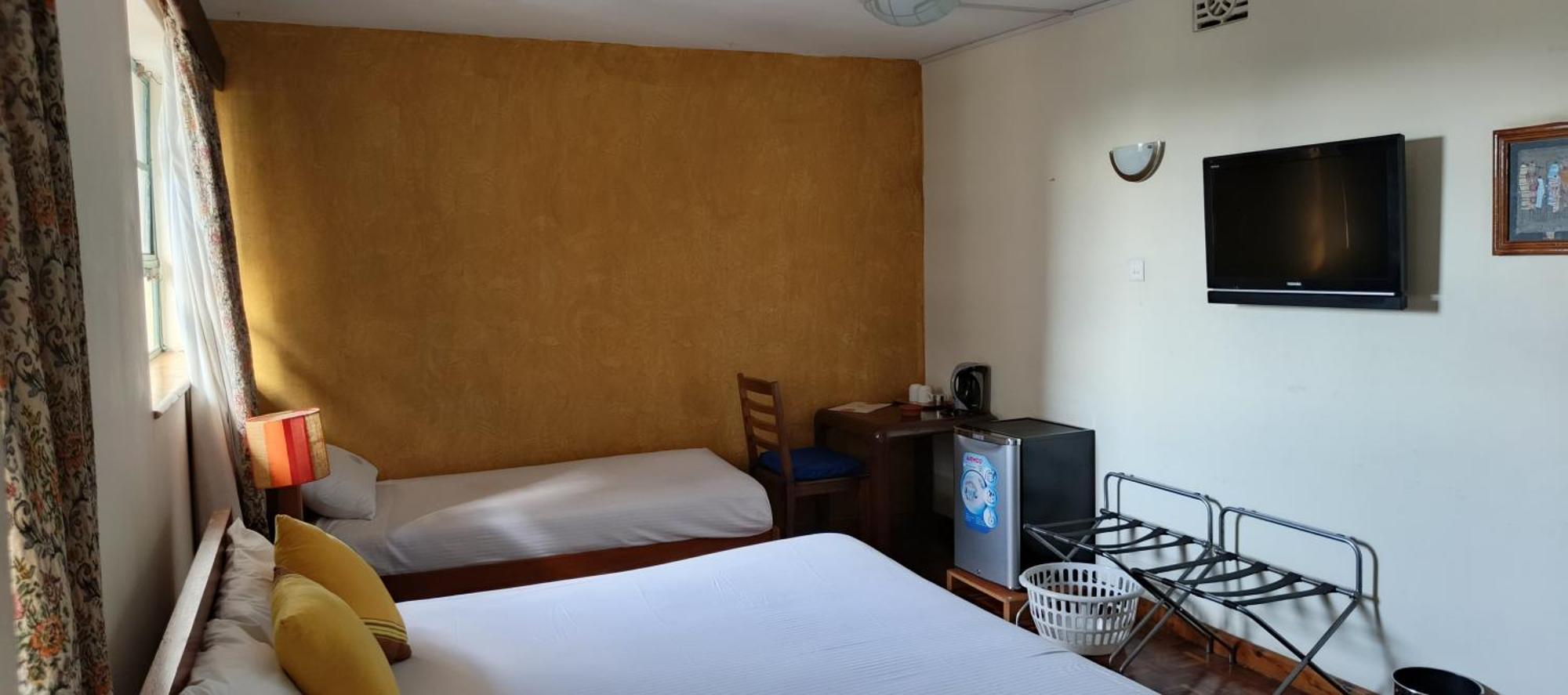 Kenya Comfort Hotel Найроби Экстерьер фото