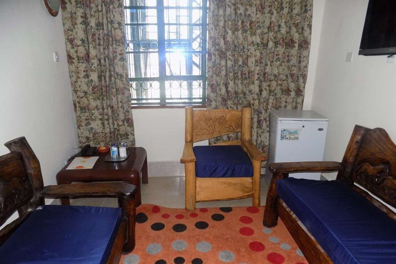 Kenya Comfort Hotel Найроби Экстерьер фото